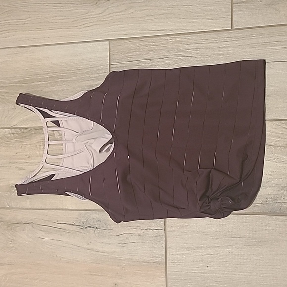 Athleta mauve tank top w/bra - Picture 4 of 8